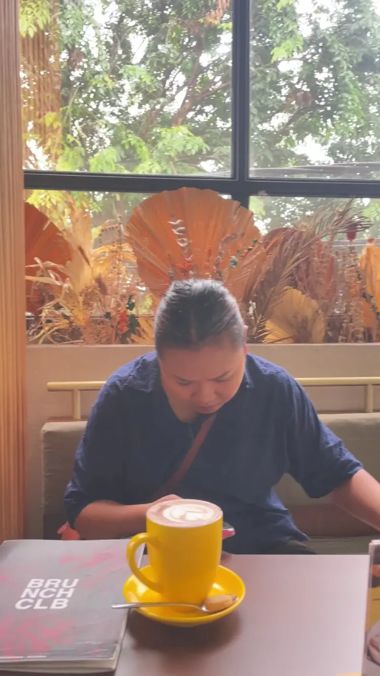 Brunch Club Legian 10