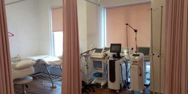 Klinik Kecantikan The Aesthetics Skin Clinic - Bambu Apus 1