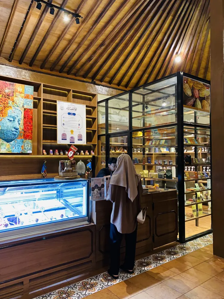 Shailendra Bistro 10