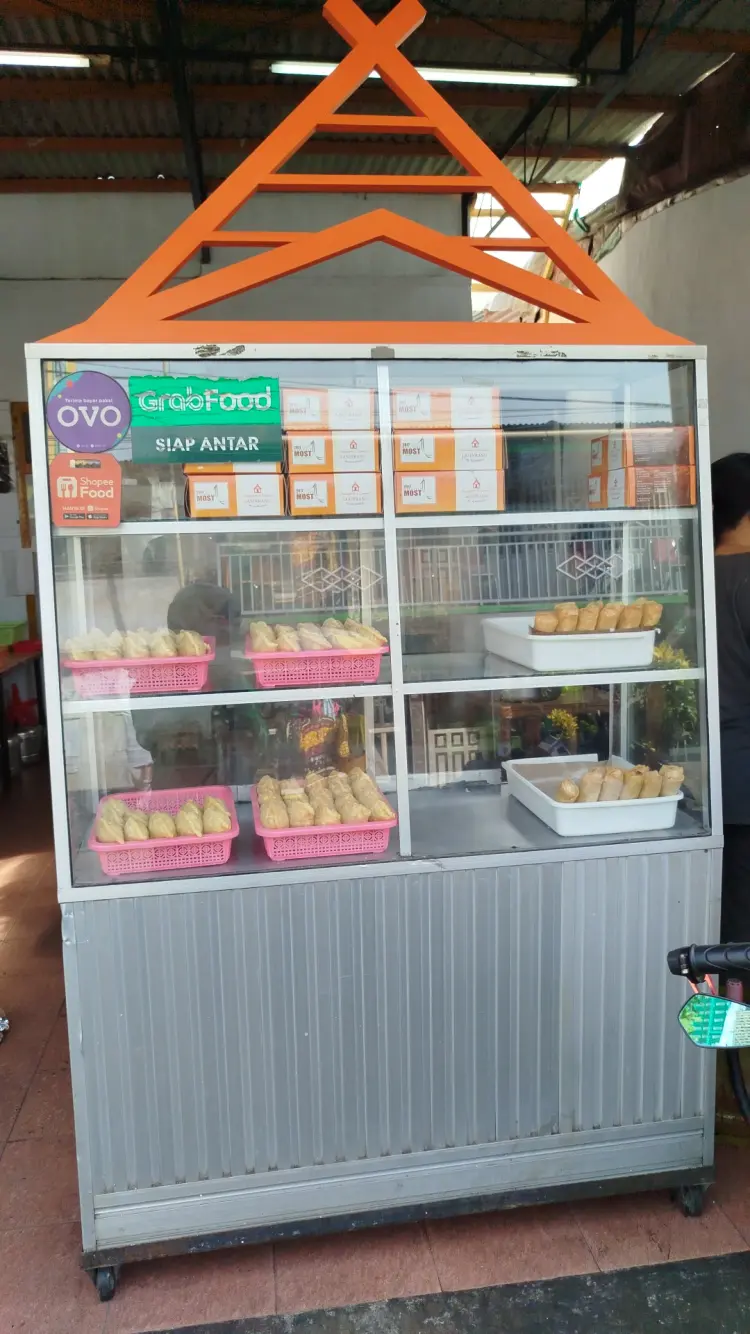 Jalangkote & Lumpia Lasinrang - Monginsidi 6