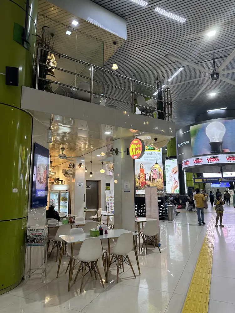 Kopi Kenangan - Stasiun Gambir Selatan 4