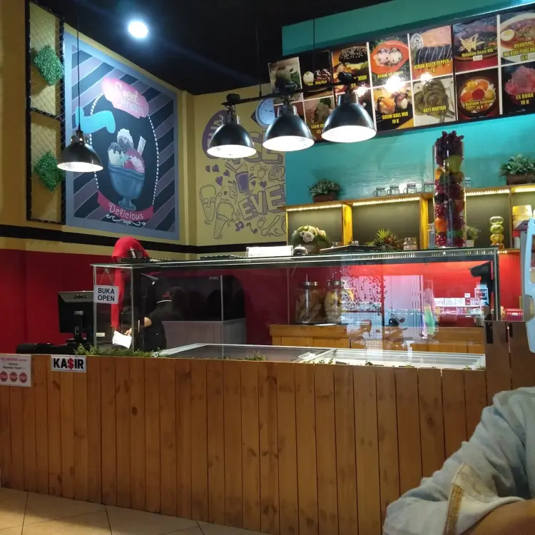 Cemal_Cemil Ice cream Stiqy Family 5