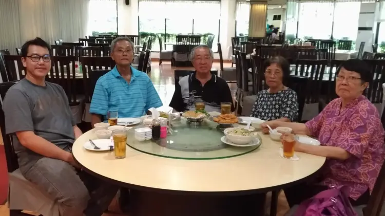 Fajar International Restaurant 10