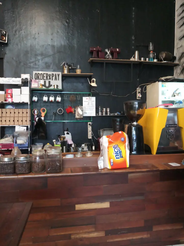 Drop Shoot Coffee Bar 6