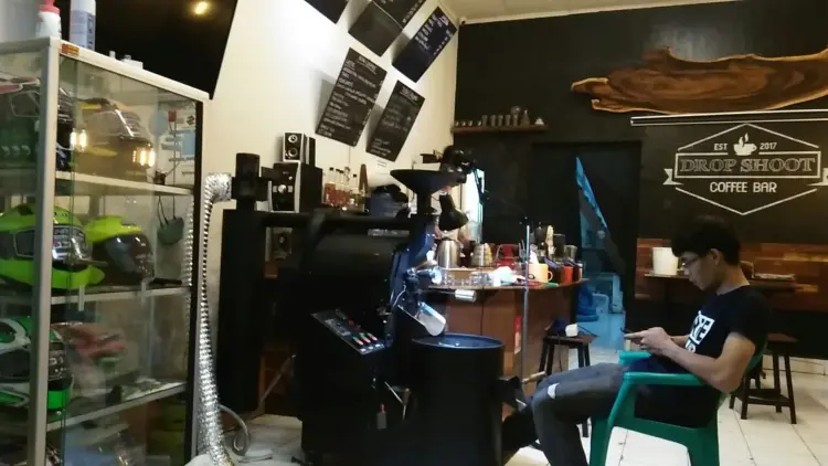 Drop Shoot Coffee Bar 2