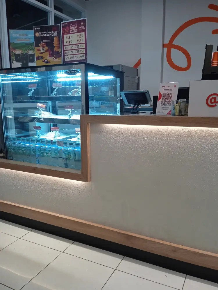 TOMORO COFFEE - Ngaliyan 6