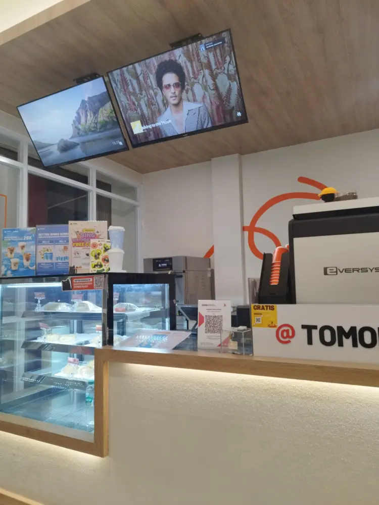 TOMORO COFFEE - Ngaliyan 3