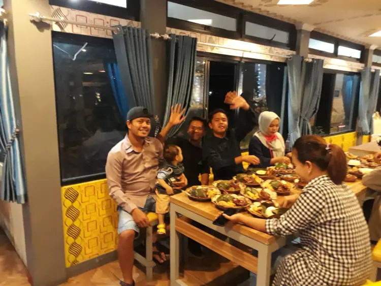 Mustika Resto & Garden Party 8