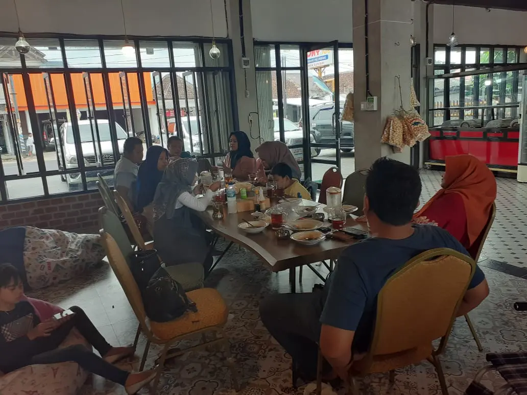 Pecinta Pempek Palembang, merapat! Cuko di cabang Lampung-nya pedesnya bikin Anjay 7