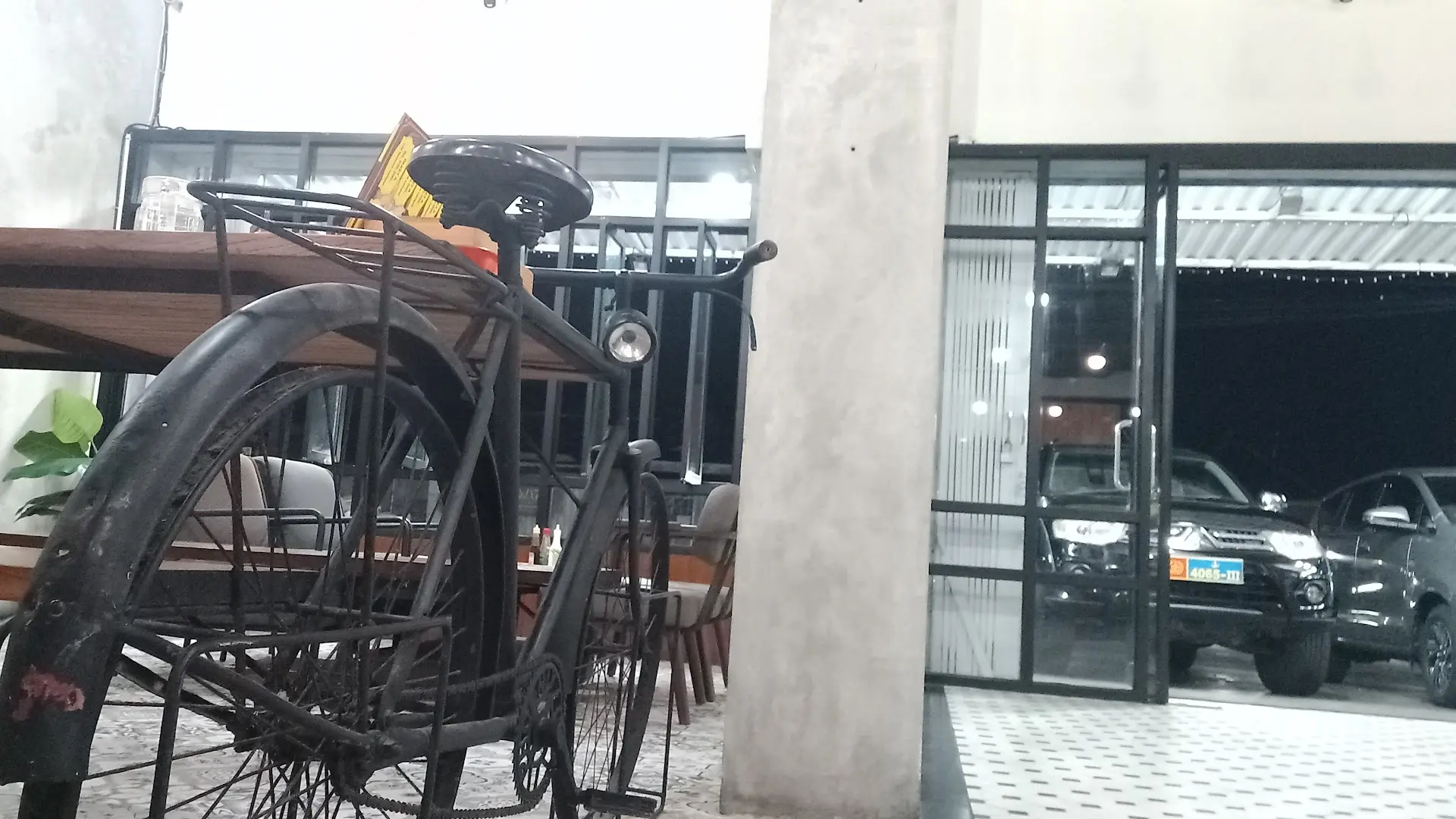 Pecinta Pempek Palembang, merapat! Cuko di cabang Lampung-nya pedesnya bikin Anjay 5