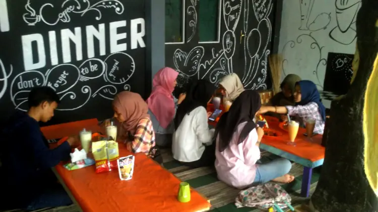 Warung Seblak Kuburan 3