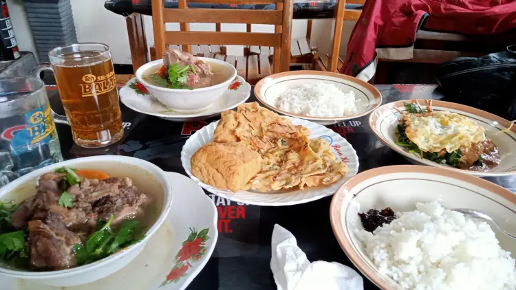 Sop Iga dan Pecel Bu Ugi 3