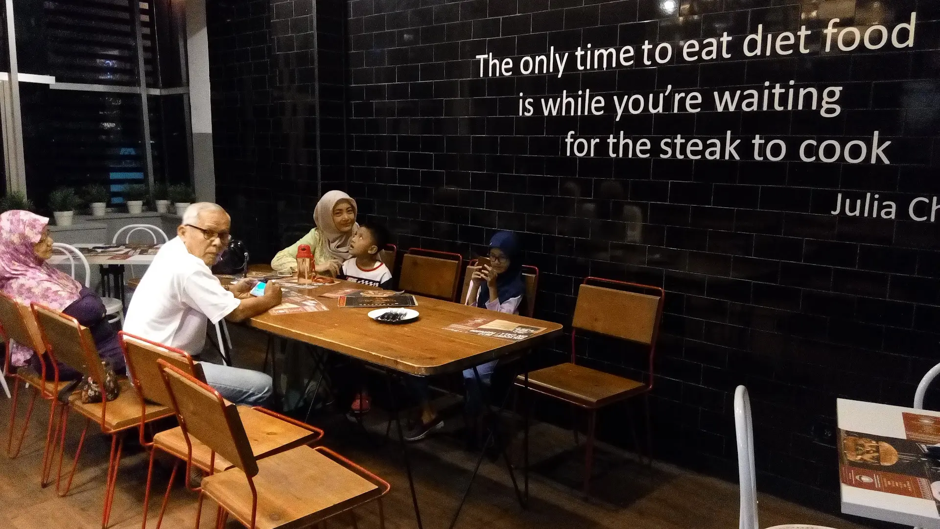 Going to Holycow for a free steak: Was it worth it? 1