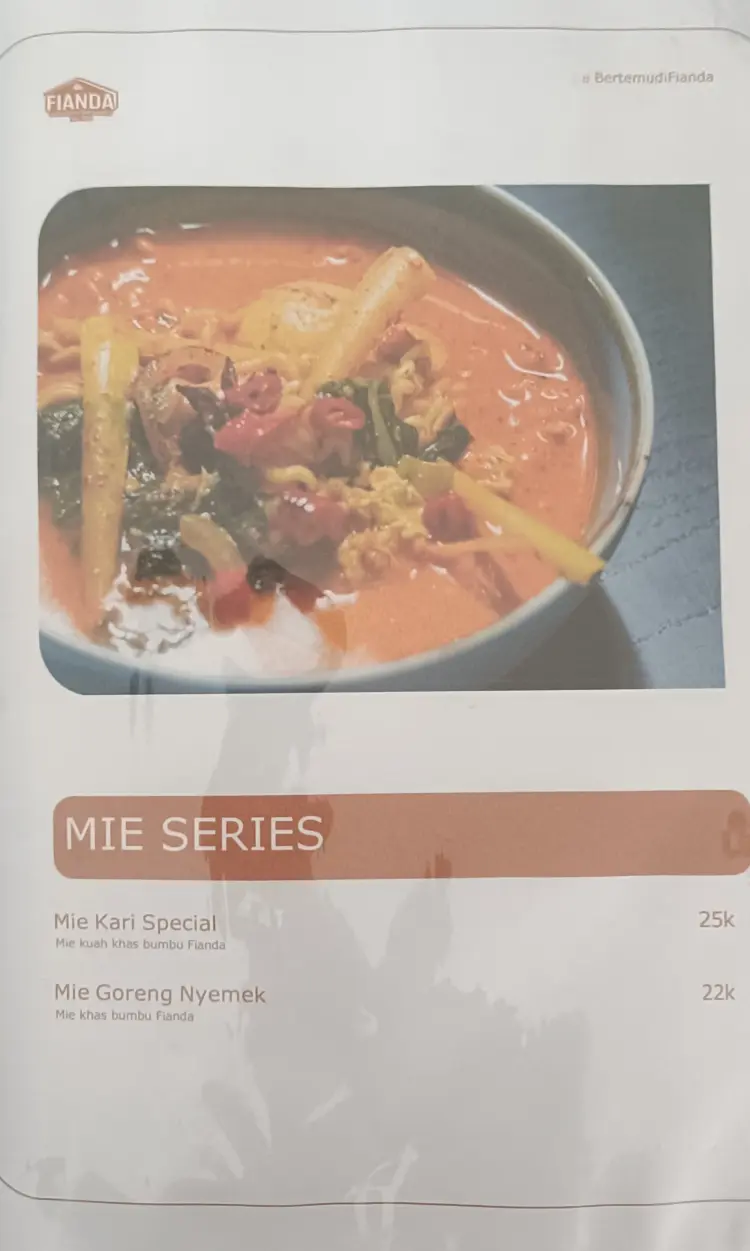 Fianda coffee space and roastery 10