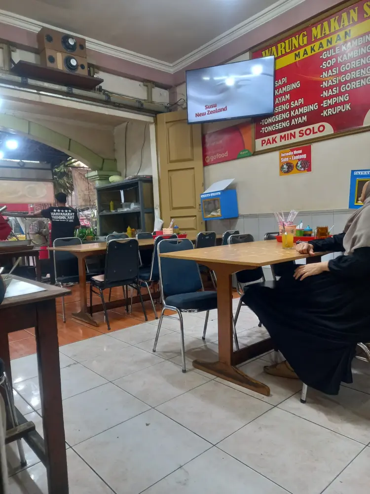 Warung Sate Sido Mampir Pak Min Solo 9