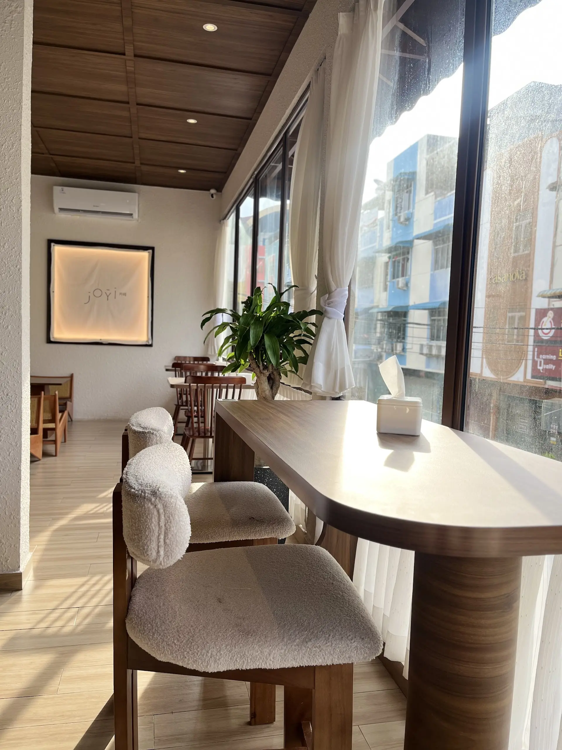 Google's 4.9-Star Bingsu, But Half the Portion of Seoul's? 3