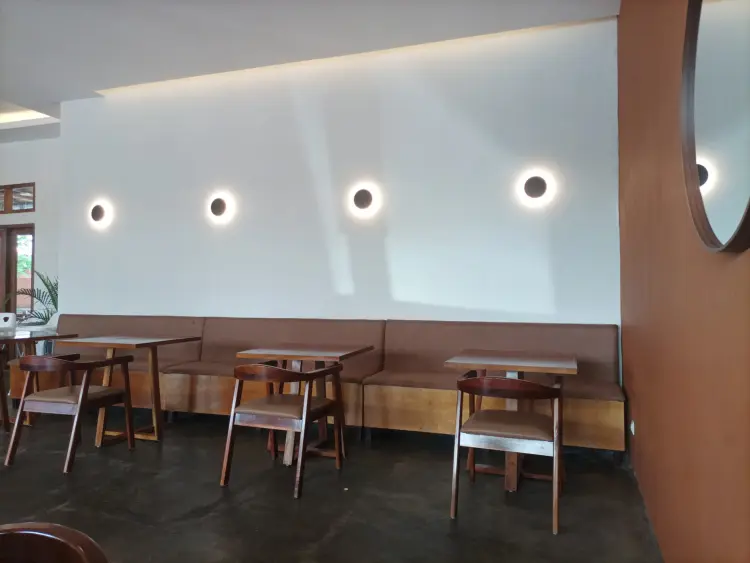 Overthink Coffee Headquarter 10