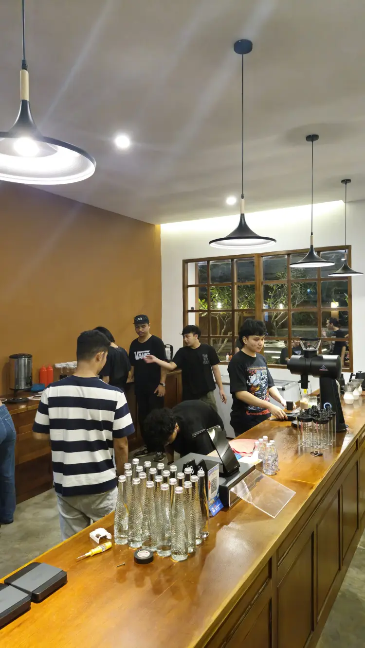 Overthink Coffee Headquarter 4