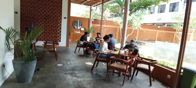 Overthink Coffee Headquarter 3