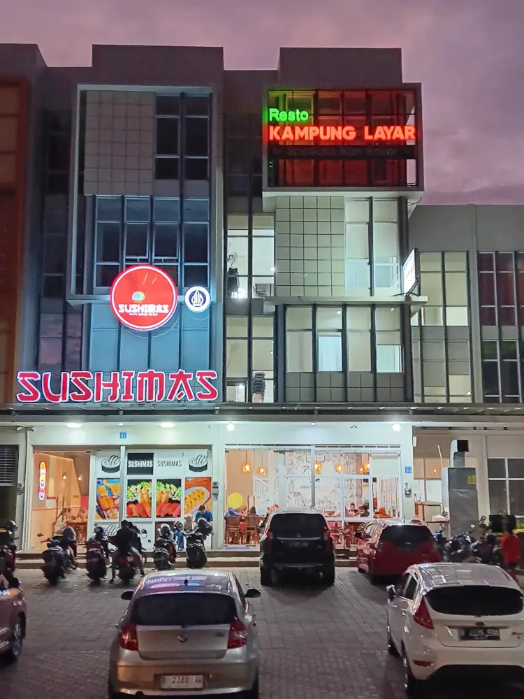 Resto Kampung Layar 1