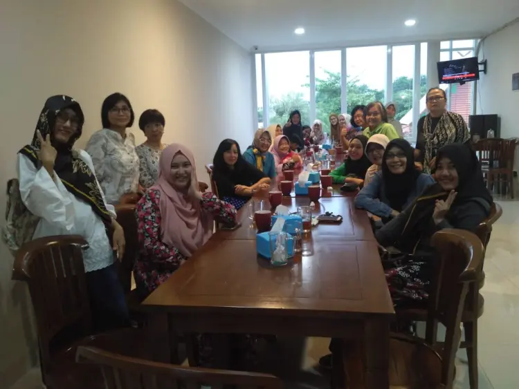 Resto Kampung Layar 7