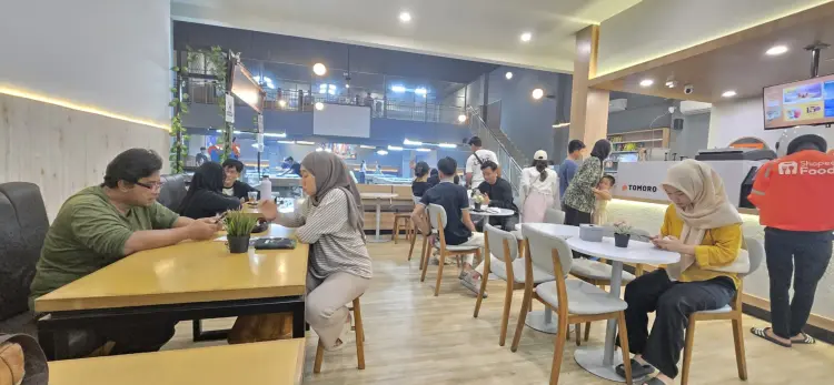 TOMORO COFFEE - MAJALENGKA 8