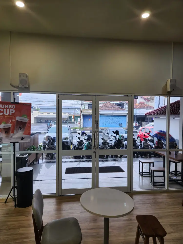 TOMORO COFFEE - MAJALENGKA 4