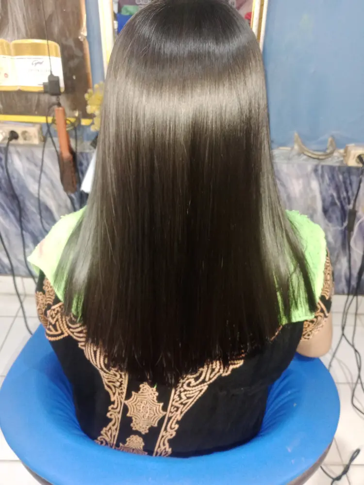 Salon RIRI pasar 7 tengah 1