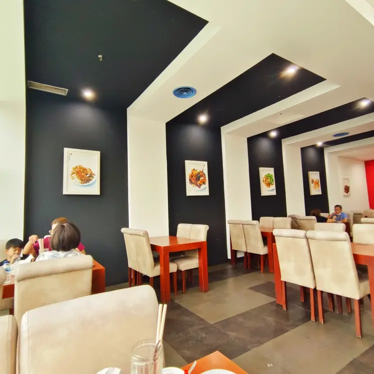 Paradise Restaurant - Pelajar Pejuang 9