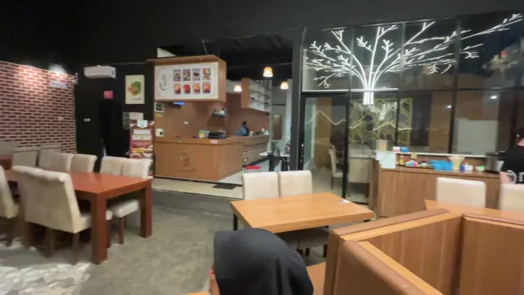 Paradise Restaurant - Pelajar Pejuang 5