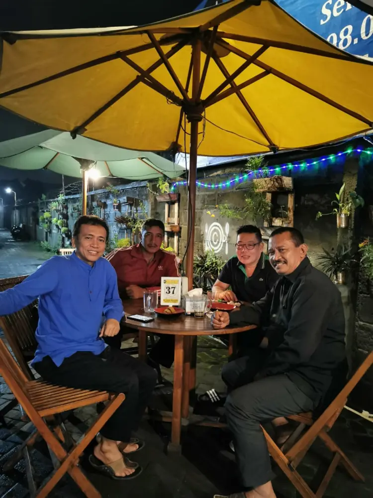 Central Food Court Pandaan 5