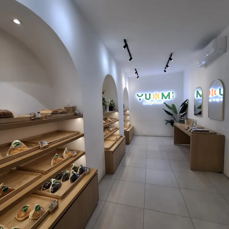 Yummi Company Bakery - Roti, Bolen, Donut Simpang Tiga Pekanbaru 10