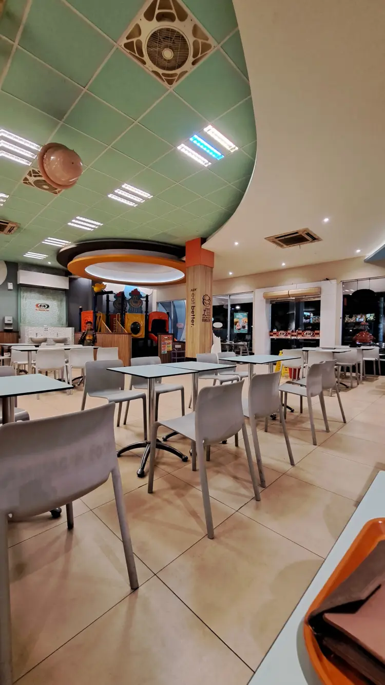 A&W Semolo Waru 10