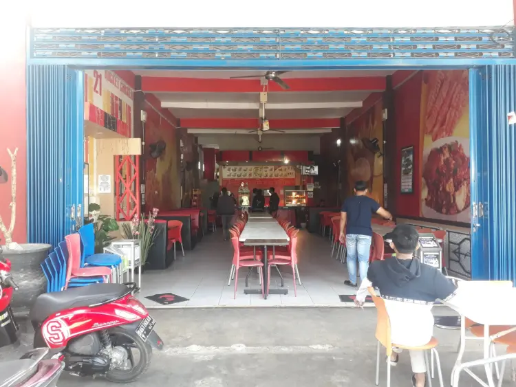 Rocket Chicken Rantau 1 1