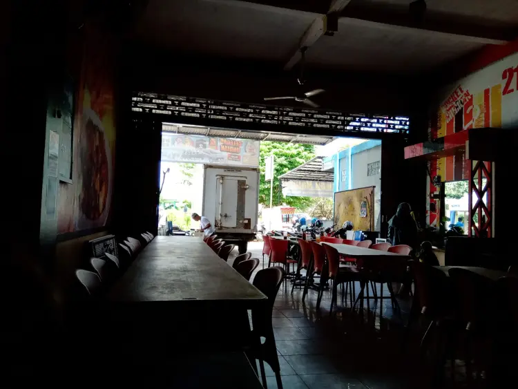 Rocket Chicken Rantau 1 3