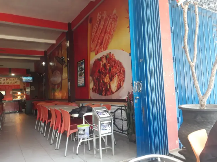 Rocket Chicken Rantau 1 10