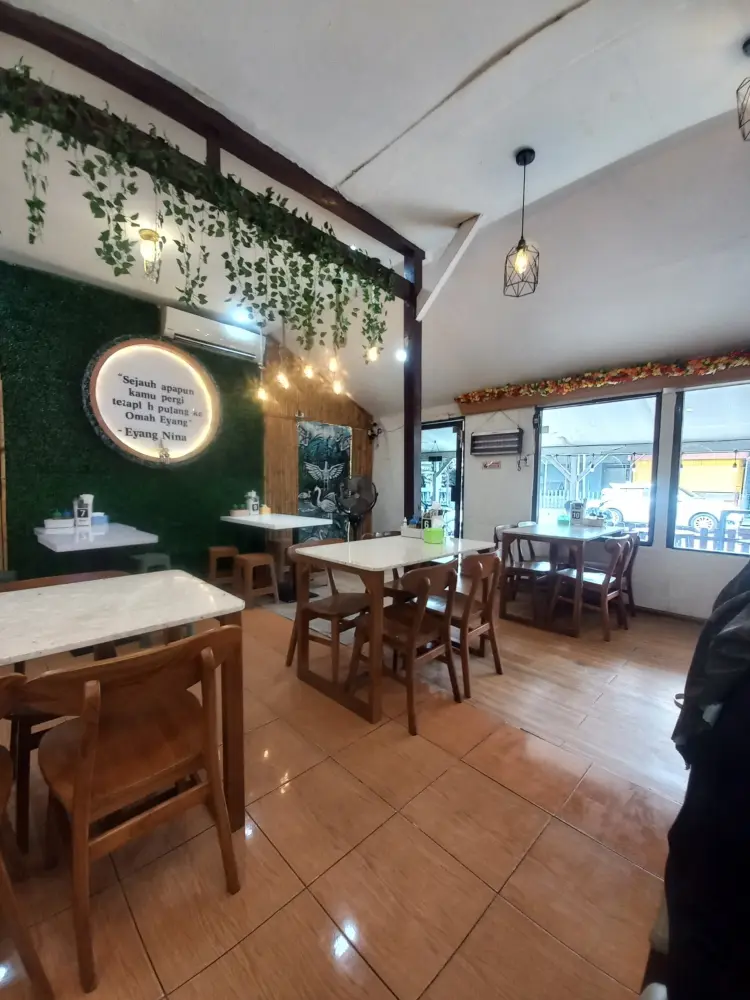 CAFE OMAH EYANG NINA 5