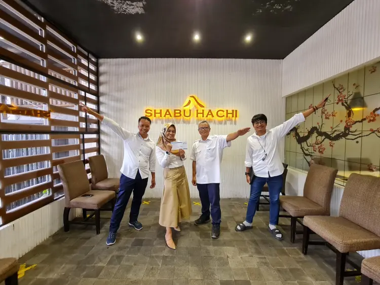 Hachi Grill Ampera 9