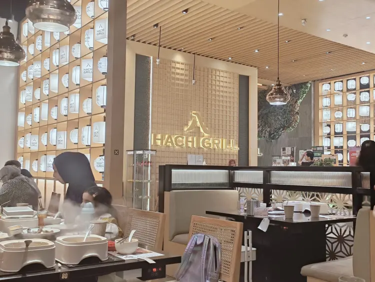 Hachi Grill Ampera 10