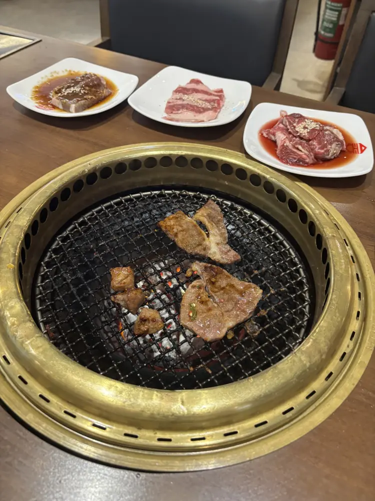 Shaburi & Kintan Buffet Pacific Place 3