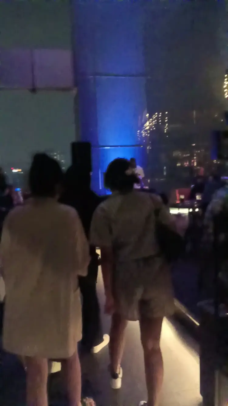 COSTESS Cafe & Bar 9