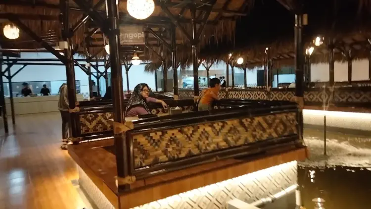 Kampung Kecil Resto Banjarbaru 4