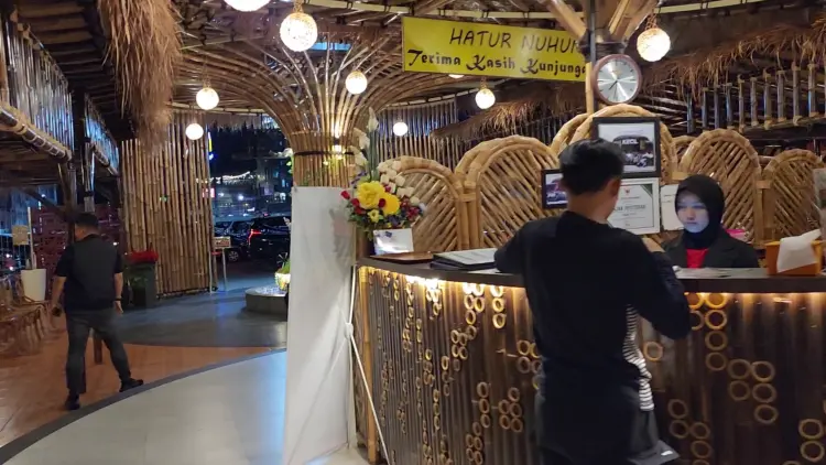 Kampung Kecil Resto Banjarbaru 2