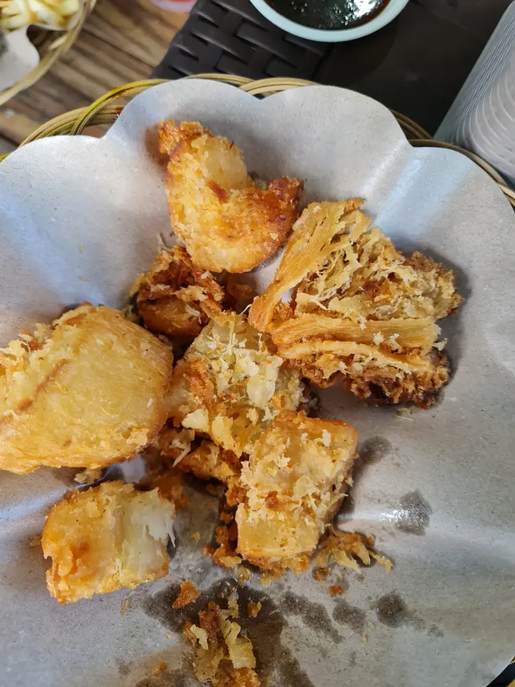 MAMILI COFFEE & FRIENDS 7