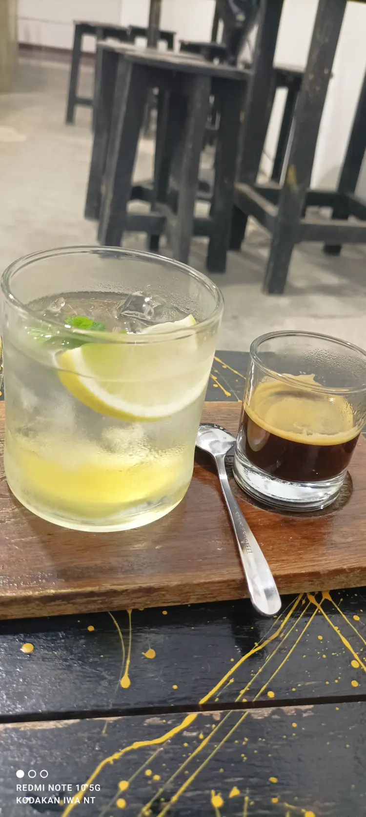 MAMILI COFFEE & FRIENDS 6