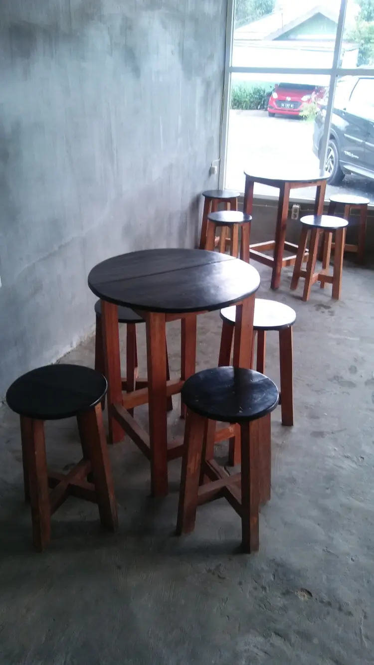 MAMILI COFFEE & FRIENDS 2