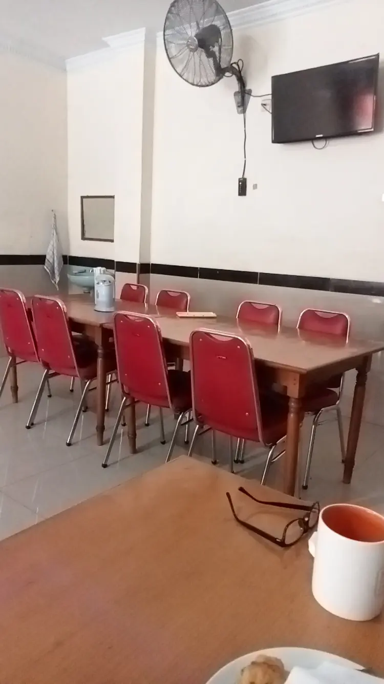 Rumah Makan & Sea Food 99 2