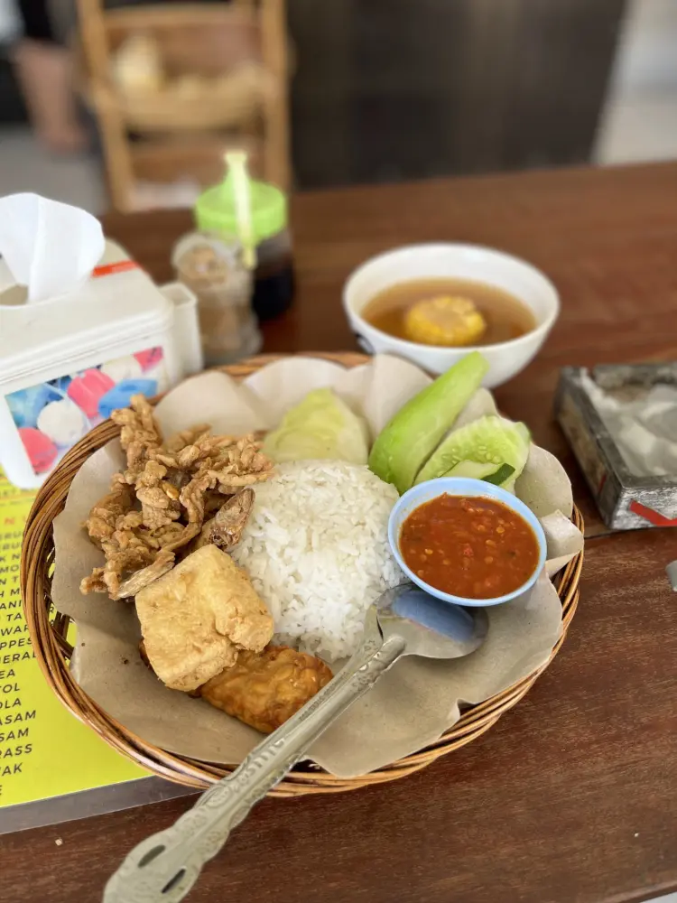 Dapoer Bunda Tempong Nyonyoor Canggu 4