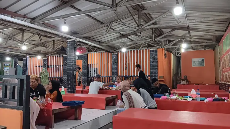 Warung Seafood Mimi Inul 3