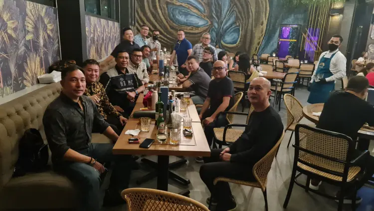 Pavvo Kitchen Bar & Lounge 3